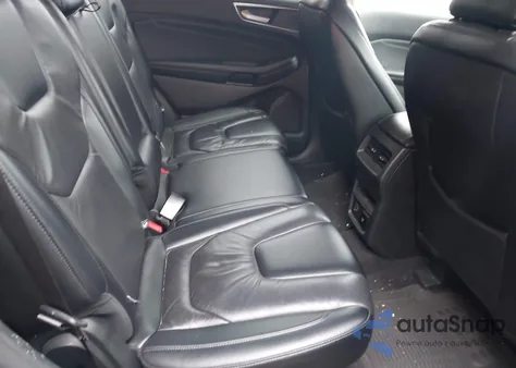 2022 Ford Edge Titanium z USA, uszkodzony, nr VIN 2FMPK4K90NBA35277